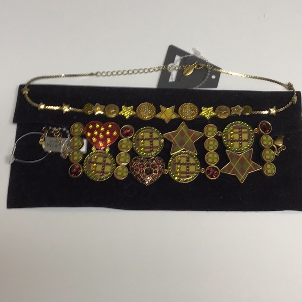 BNWT 🎁 Matching necklace and bracelet set